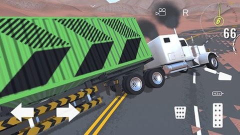 XCar疯狂沙漠撞车游戏图片1